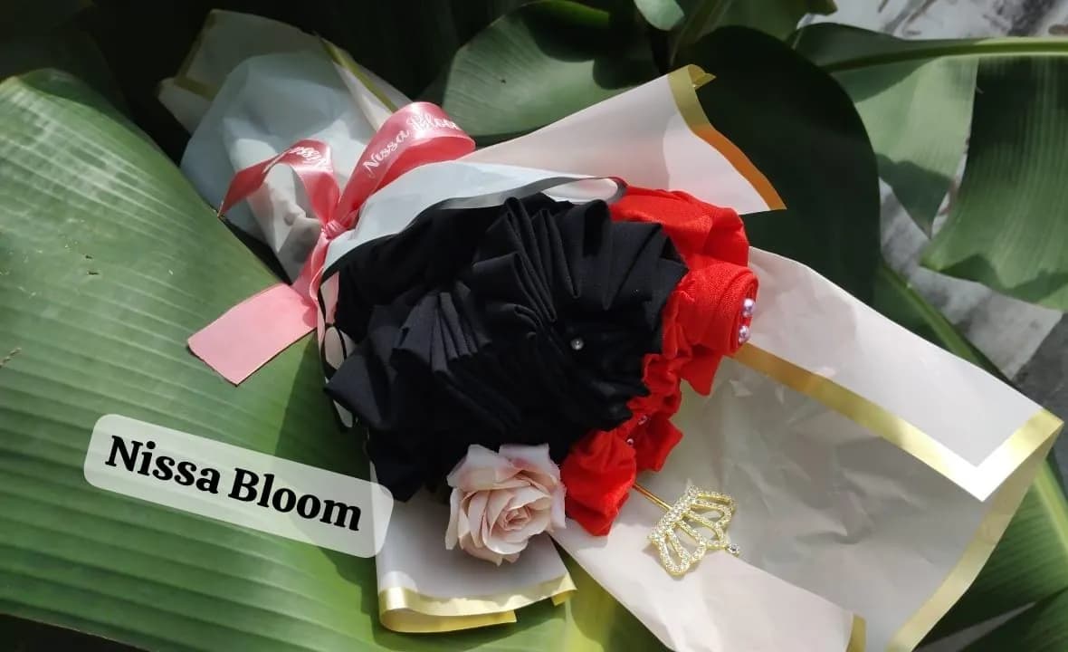 Le produit Bouquet de voiles- la reine couronné.