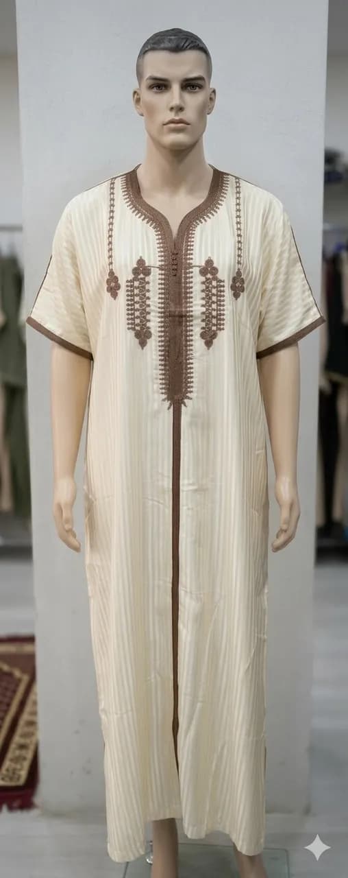 Le produit Boubou Gandoura marocaine pour homme.